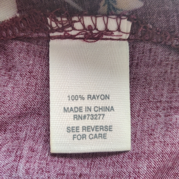 Mudd Small Burgundy Red White Pink Floral Summer Crop Top with Tie - Picture 8 of 9